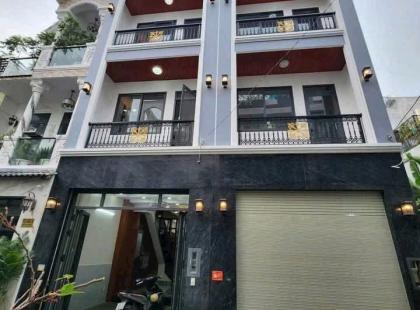 Nhà phố 3 Tầng đường xe hơi giá 6T2