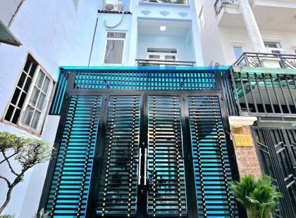 Nhà phố 2 lầu hẻm xe hơi chỉ 5tỷ500tr
