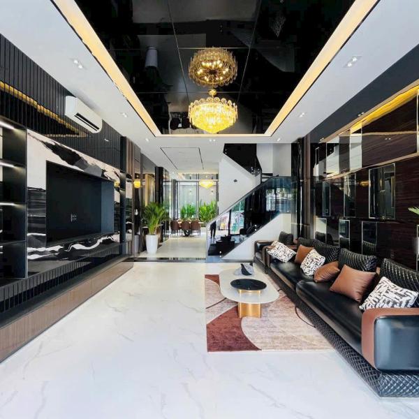 NHÀ PHỐ THIẾT KẾ PHONG CÁCH LUXURY KDC PHÚ THUẬN, QUẬN 7