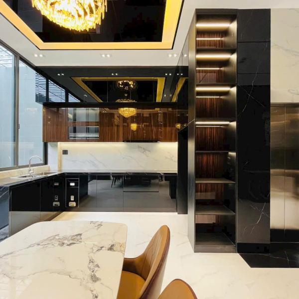 NHÀ PHỐ THIẾT KẾ PHONG CÁCH LUXURY KDC PHÚ THUẬN, QUẬN 7