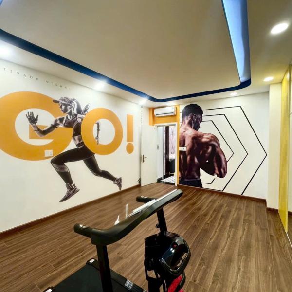 Mt đường số 6 Tầng có thang máy giá 17tỷ5