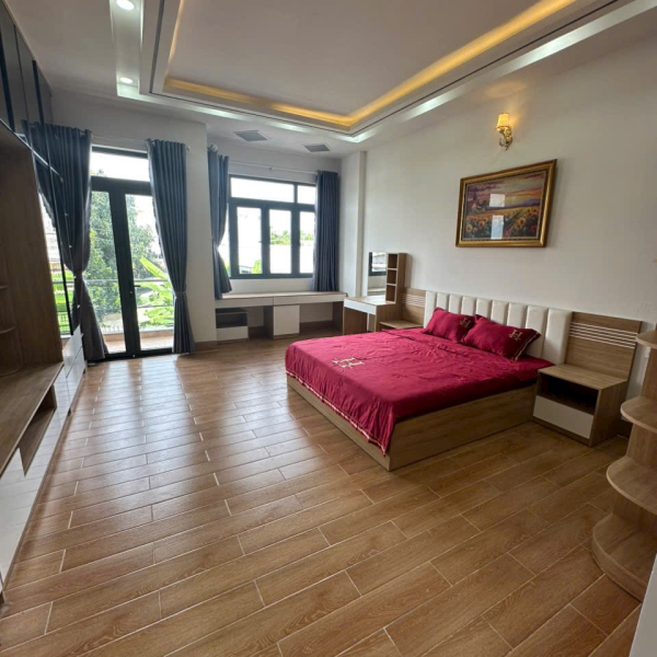 nhà mới dt đẹp 5x20 ô tô vào nhà 4 tầng giá 8tỷ9