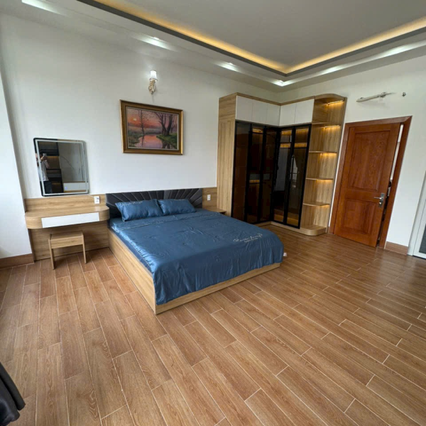 nhà mới dt đẹp 5x20 ô tô vào nhà 4 tầng giá 8tỷ9