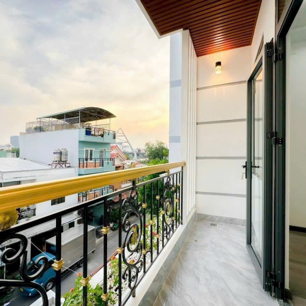 Nhà mới đẹp ds Lý Phục Mang 4 tầng 6pn giá 14tỷ8