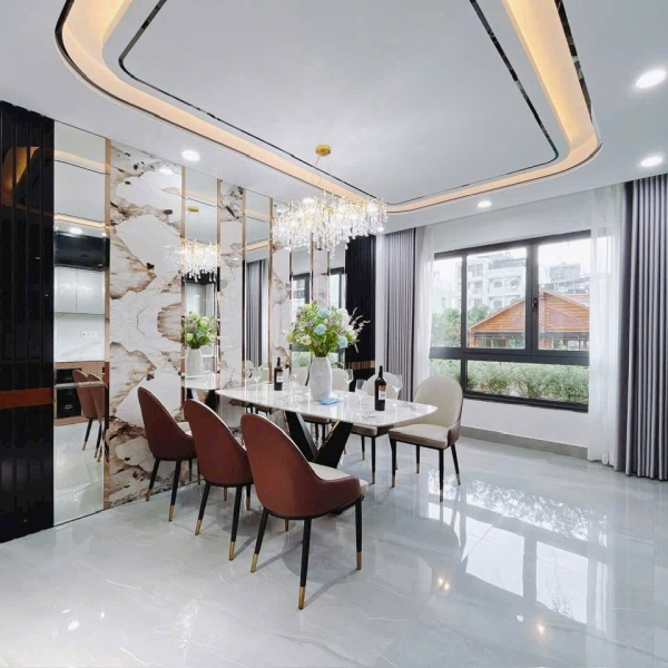 Mặt tiền đường số 5 tầng thang máy chỉ 20tỷ700