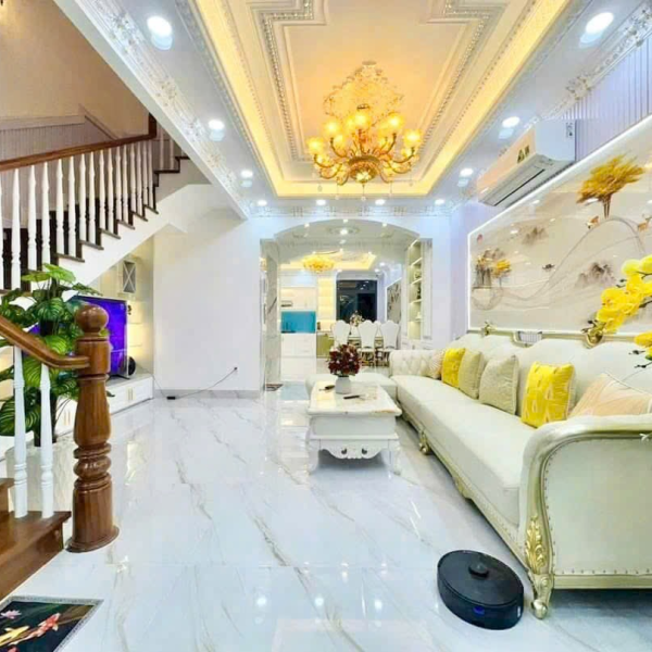 Nhà 4 tầng thang máy giá 10tỷ900