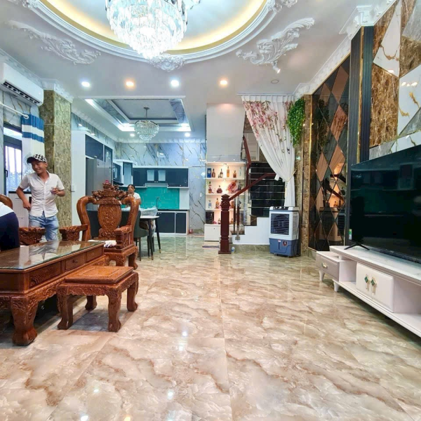Căn gốc 7x11 giá 10tỷ5