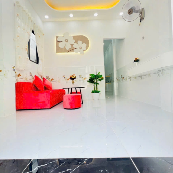 Mặt tiền D1 Him lam Q7 giá 31tỷ