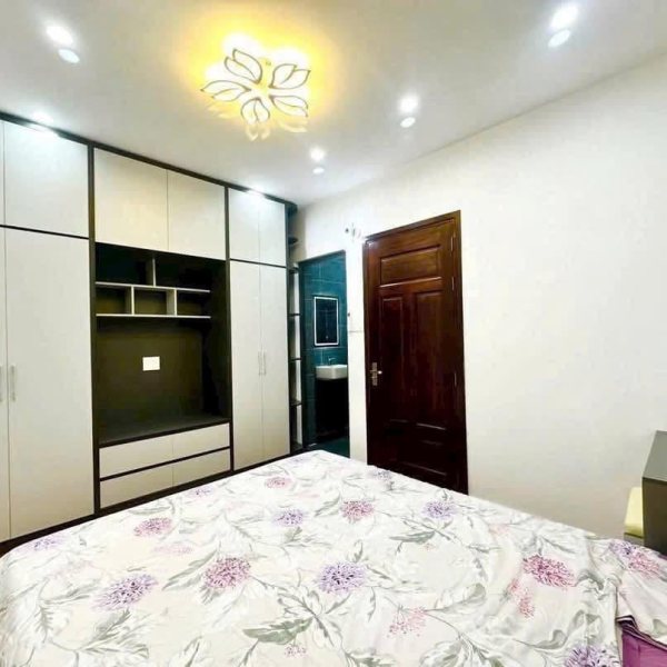 4x14,5 nhà 4 tầng giá 6tỷ6