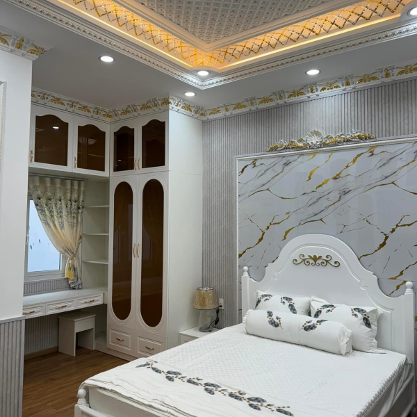 Nhà đẹp xây mới hẻm xe hơi giá 8ty790tr