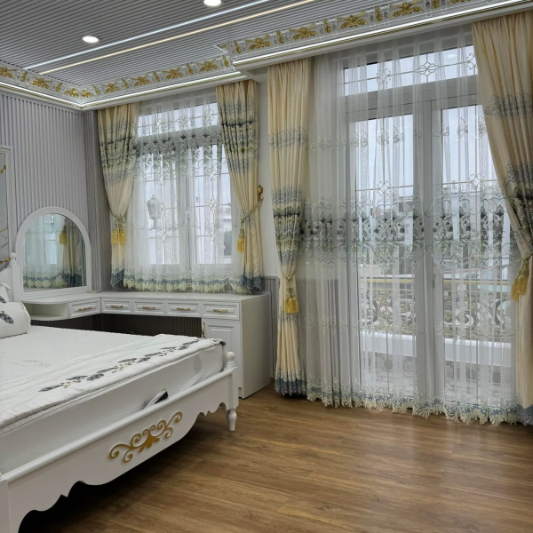 Nhà đẹp xây mới hẻm xe hơi giá 8ty790tr