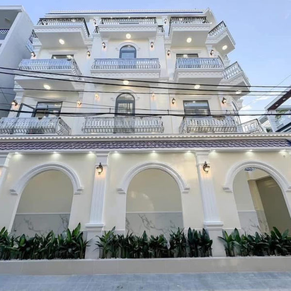 Nhà 6x16  phong cách cổ điển gốc 2MT