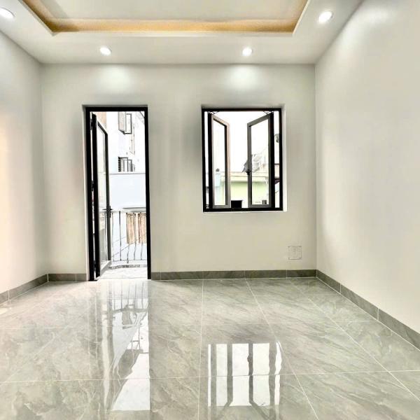 Nhà mới quận 7 hơn 5tỷ xíu