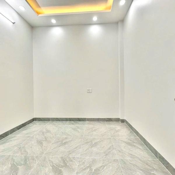 Nhà mới quận 7 hơn 5tỷ xíu