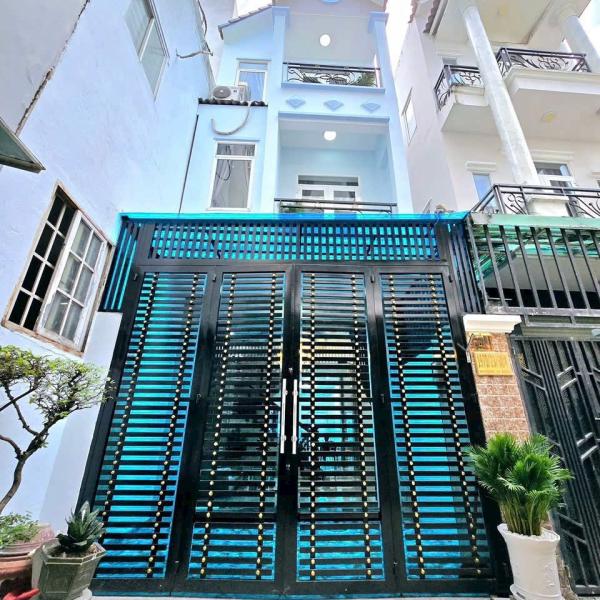 Nhà phố 2 lầu hẻm xe hơi chỉ 5tỷ500tr