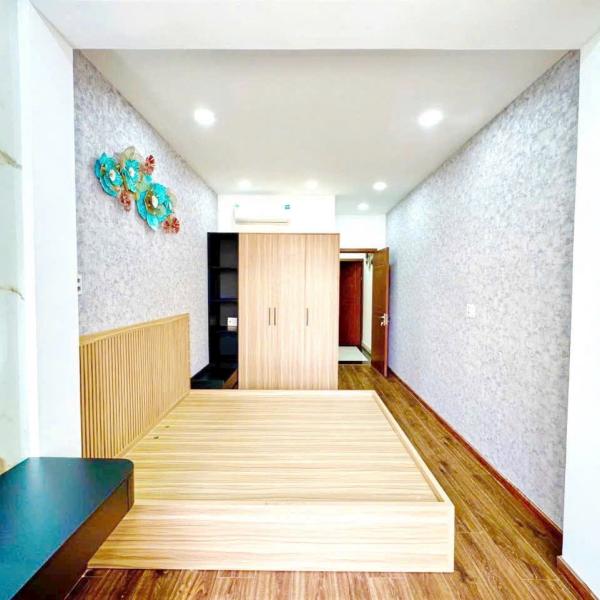 Nhà mới đẹp trung tâm quận 7 hơn 5T xíu
