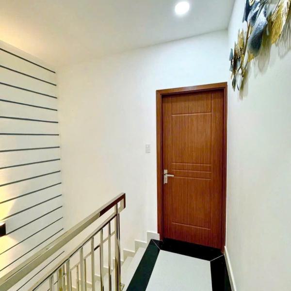 Nhà mới đẹp trung tâm quận 7 hơn 5T xíu
