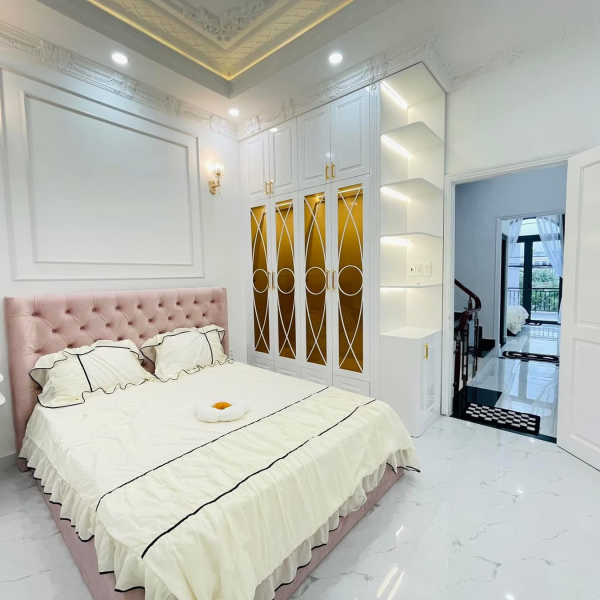 Nhà đẹp đường 10m giá 8tỷ350