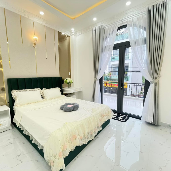 Nhà đẹp đường 10m giá 8tỷ350